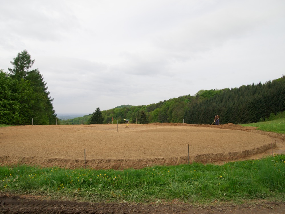 The new earth was distributed in a circle