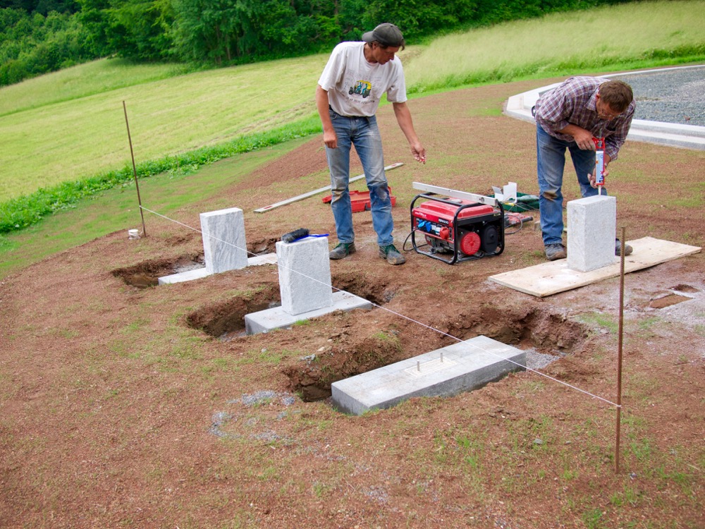 Stone blocks are installed