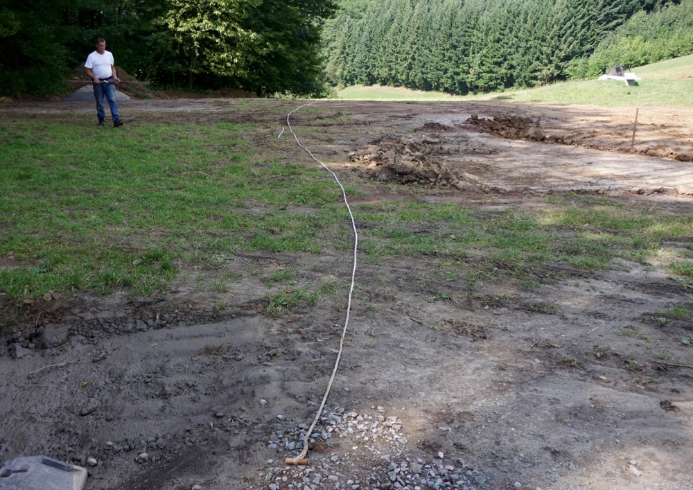 Dimension of the angel wing