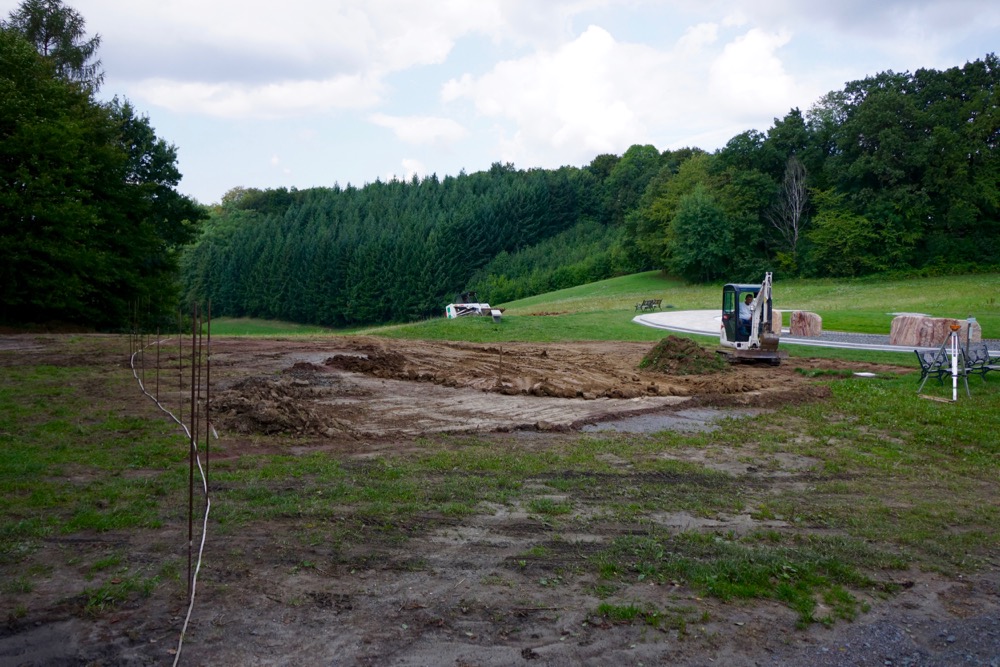 Modeling the angel wing