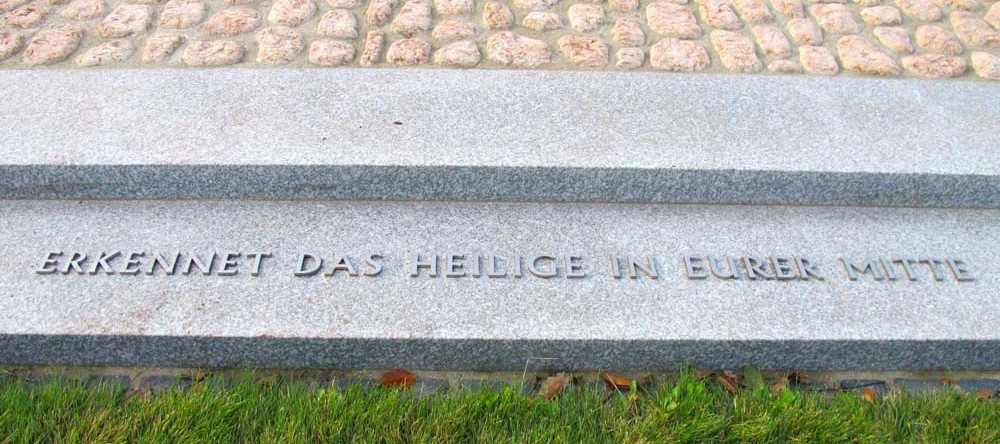 Die Schwelle der Demut
